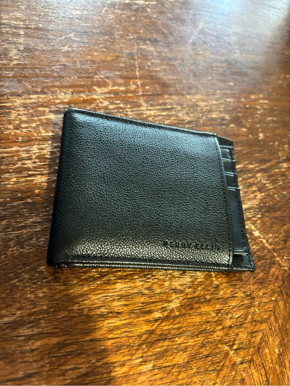 Perry Ellis Leather Black Card Wallet